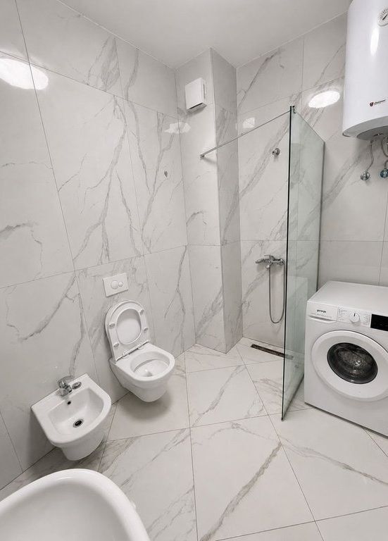 Apartament 1+1 Me Qira në Rruga Bardhyl, Tiranë
