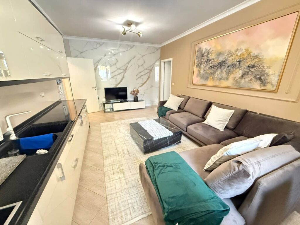 Apartament me qera 2+1 Tek Kodra e Diellit (ID B2201910) Tirane