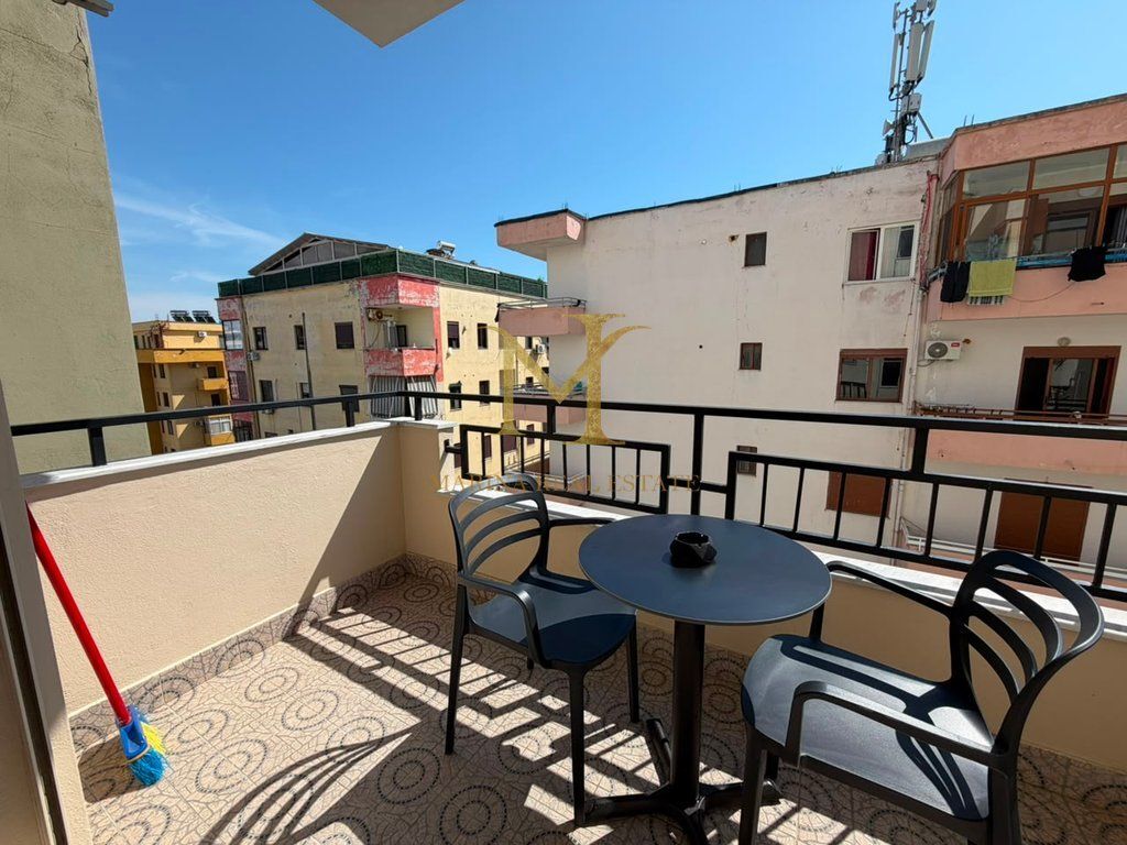 JEPET ME QERA APARTAMENT 1+1 NE PLAZH HEKURUDHA SHUME PRANE ME DETIN!