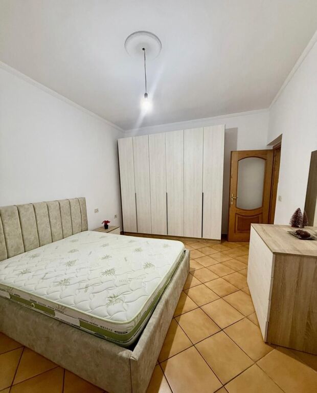 JEPET ME QERA APARTAMENT 2+1 BRRYLI