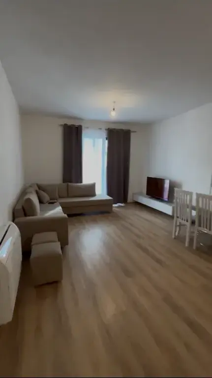 Qera | Apartament 2 + 1 | Kinostudio | 600 €/muaj