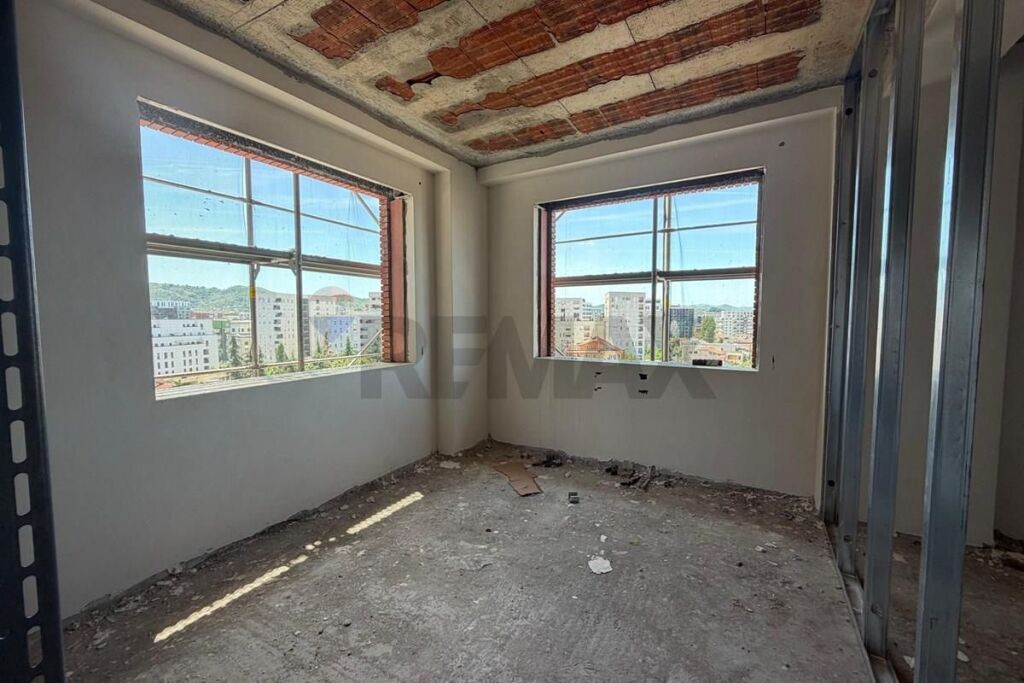 Apartment 2+1 for sale at Construction Engineering