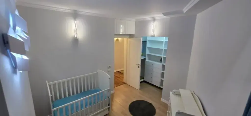 Rent | Apartament 3 + 1 +2 | Rruga Rrapo Hekali | 1000 €/month