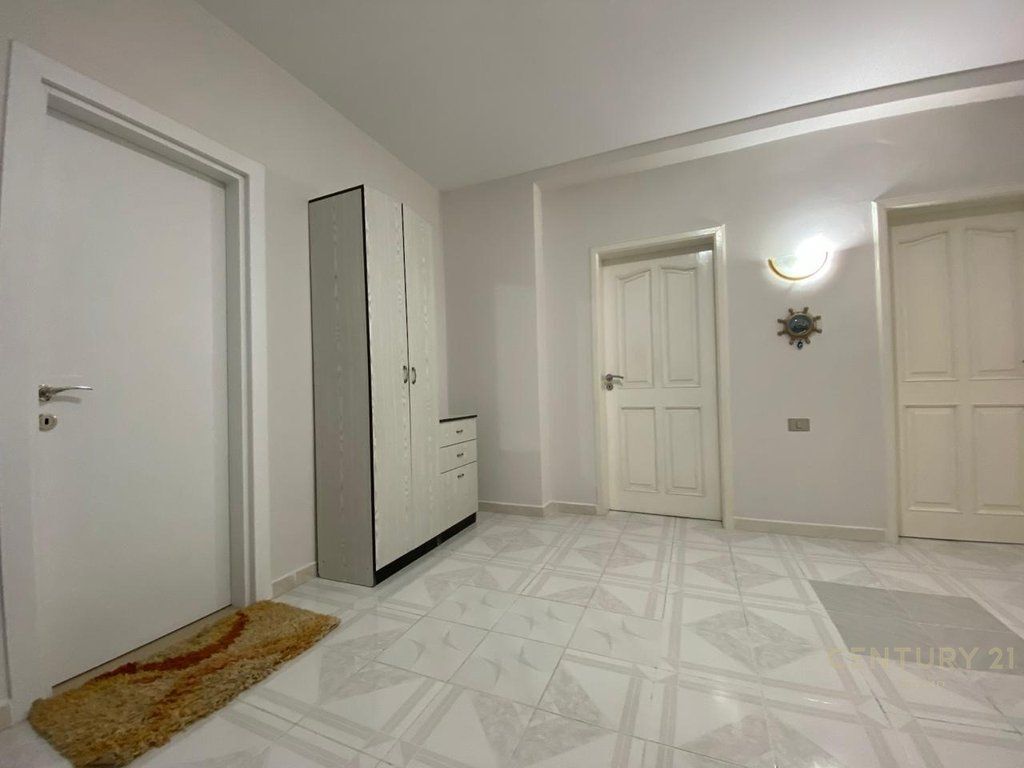 FOR RENT APARTMENT 2+1 NEAR THE TIRANA PROSECUTOR'S OFFICE 700 € /Month