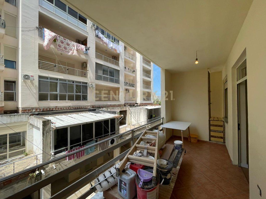 SHITET APARTAMENT 2+1 NE PLAZH ILIRIA DURRES 149,000 €