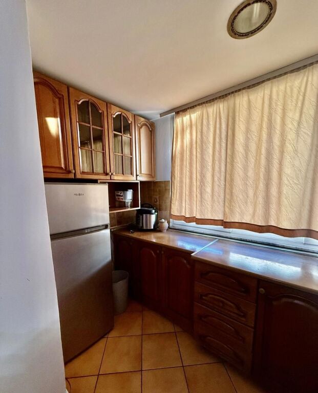 JEPET ME QERA APARTAMENT 2+1 BRRYLI