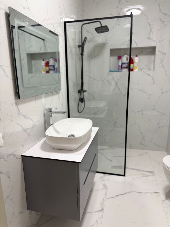 Apartament me qera