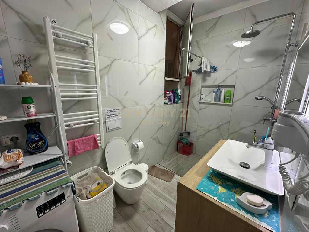 Shitet Apartament i Konvertuar 2+1 në Golem, Durrës - 105000€ | 62 m²