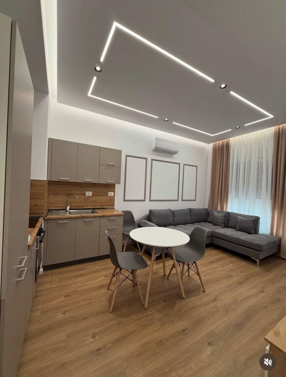 🏢In the Ali Demi area, Rezidenca Kadiu offers for rent a 1+1 apartment, newly furnished. 450 Euro