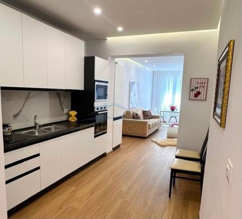 Rent, Apartment 2+1, Petro Nini Luarasi High School
