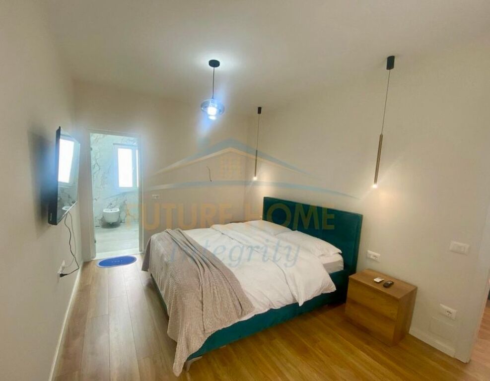 Qera, Apartament 1+1+Garderobë+Parkim, Rruga Mihal Grameno, Tiranë.
