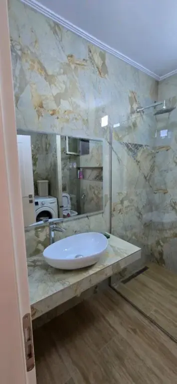 Rent | Apartament 3 + 1 +2 | Rruga Rrapo Hekali | 1000 €/month