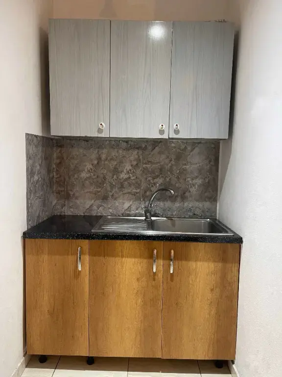 STUDIO APARTMENT 18000 LEKE.STUDENT CITY