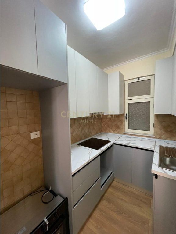 SHITET APARTAMENT 2+1 NE PLAZH ILIRIA DURRES 149,000 €