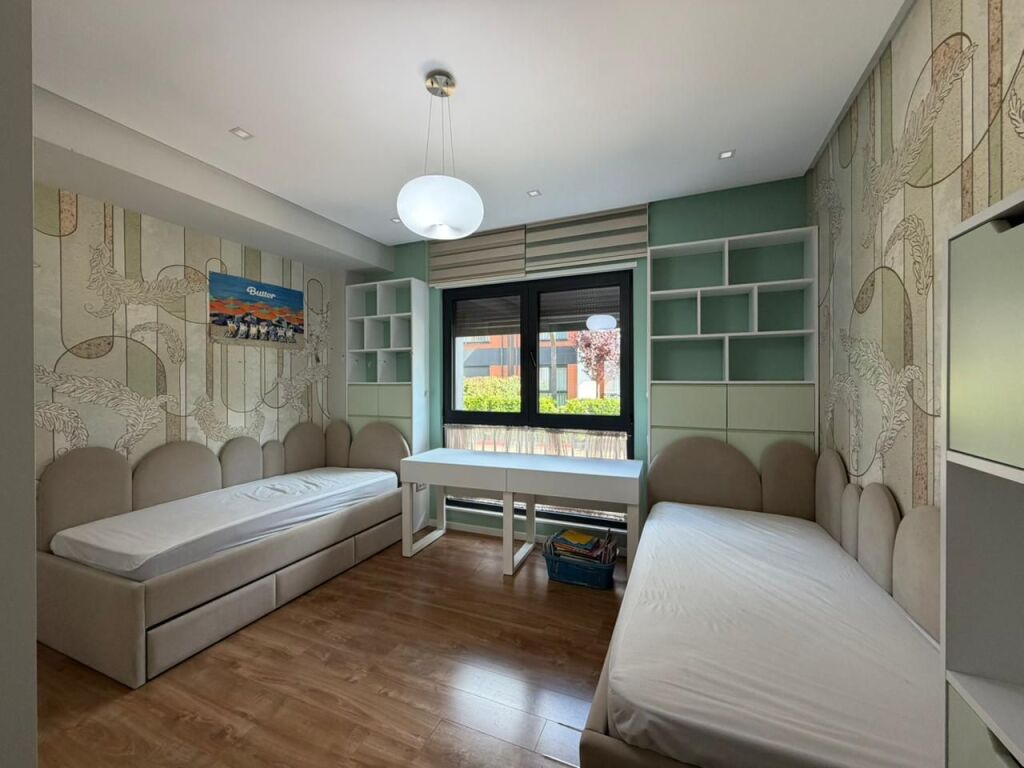 Apartament 2+1+Oborr+Parking per qira tek Montesori School tek Liqeni i Thate.