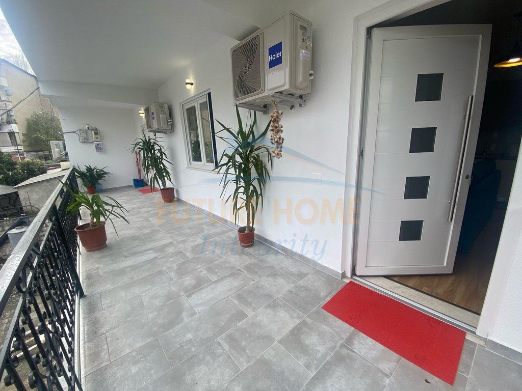 Jap me Qera, Apartament 1+1+Garderobë+Parkim, Rruga Mihal Grameno, Tiranë.