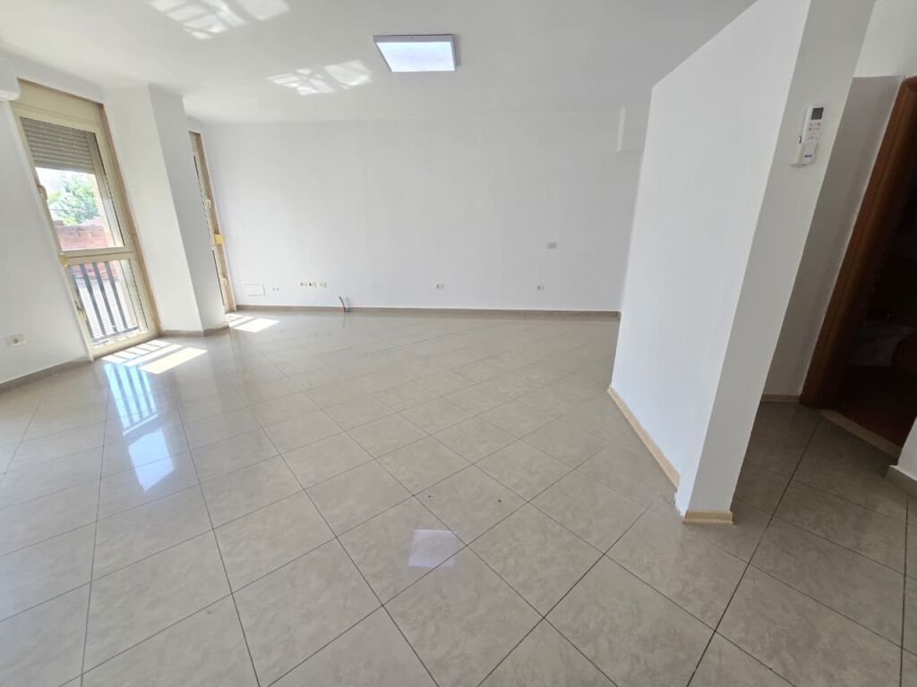 Office for rent, Kavaja Street