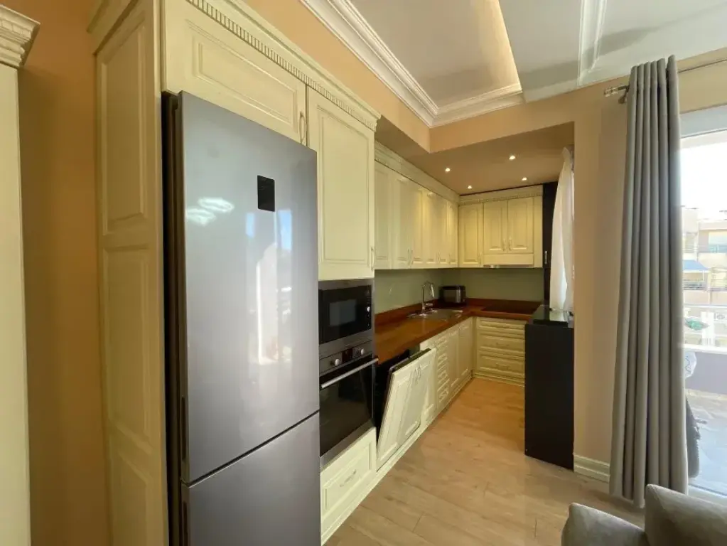 Qera | Apartament 3 + 1 + 2 |Liqeni i Thate | 1000 €/muaj