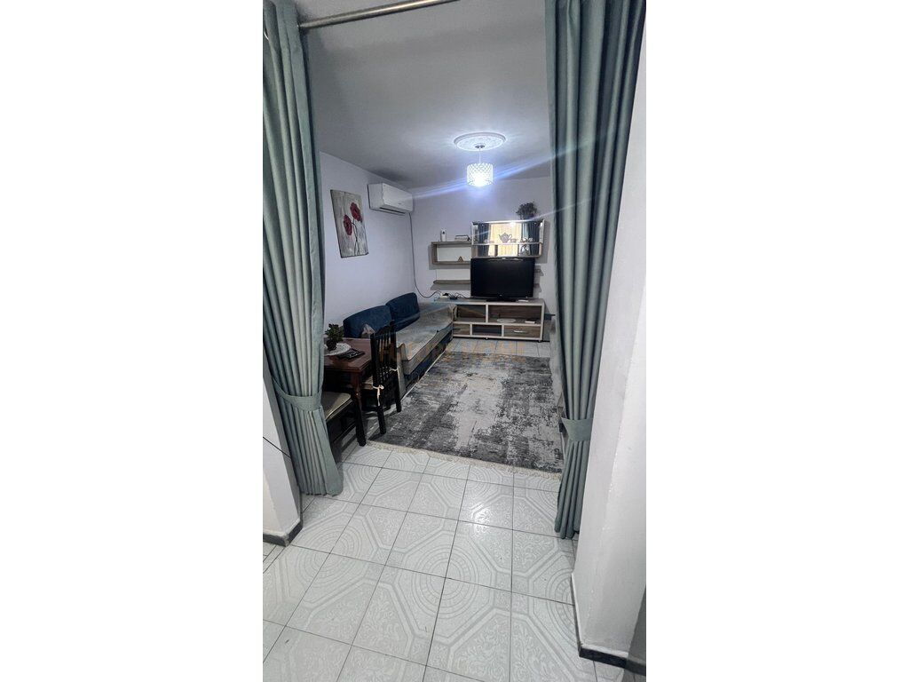 Qera, Apartament 1+1, Selvia