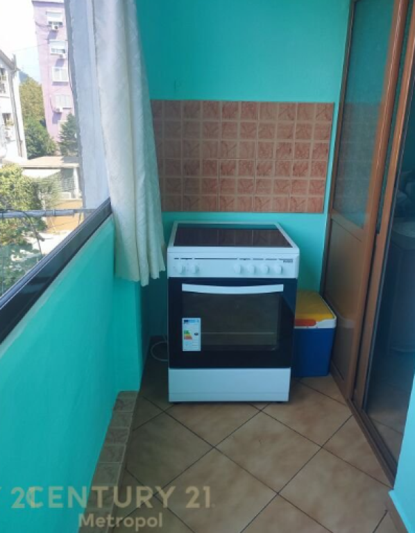 Diplomat 2, APARTAMENT 1+1 ME QIRA