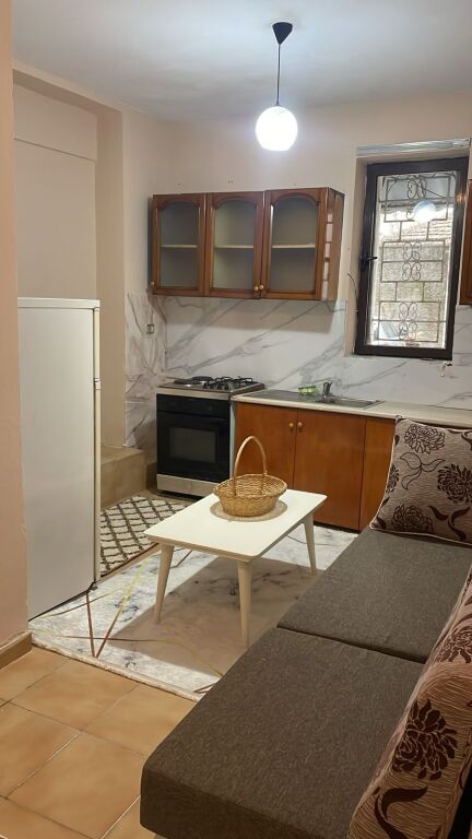 Qera | Garsoniere | Xhamlliku | 350 €/muaj