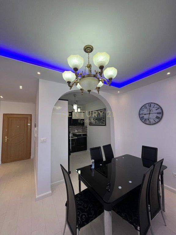 APARTAMENT ME QIRA 2+1+2 DHE GARAZHD PRANE GJYKATES NE DURRES!