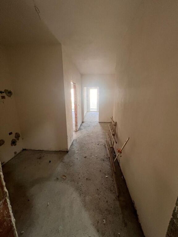 🏡 Apartament 2+1 për Shitje – Fusha e Aviacionit