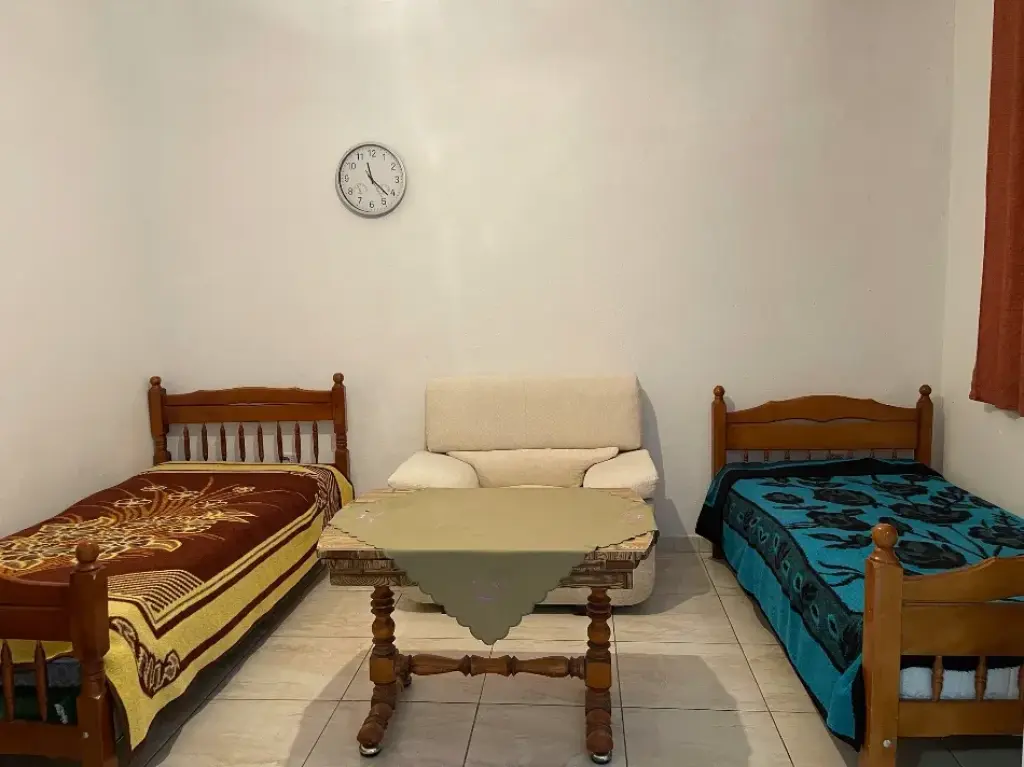STUDIO APARTMENT 18000 LEKE.STUDENT CITY