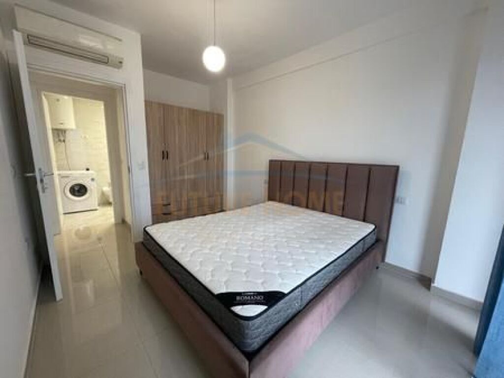 Shitet, Apartament 2+1, "Residenca Alba", 21 Dhjetori.