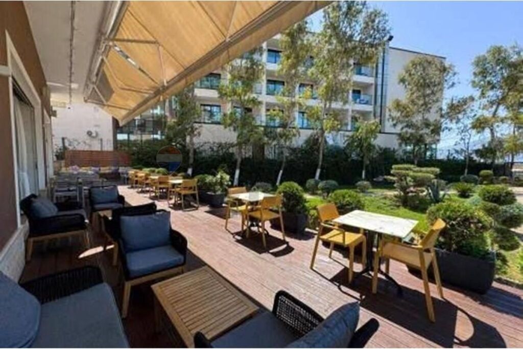 FOR SALE HOTEL YACHT PORT, RADHIMË ID: 530581007-206