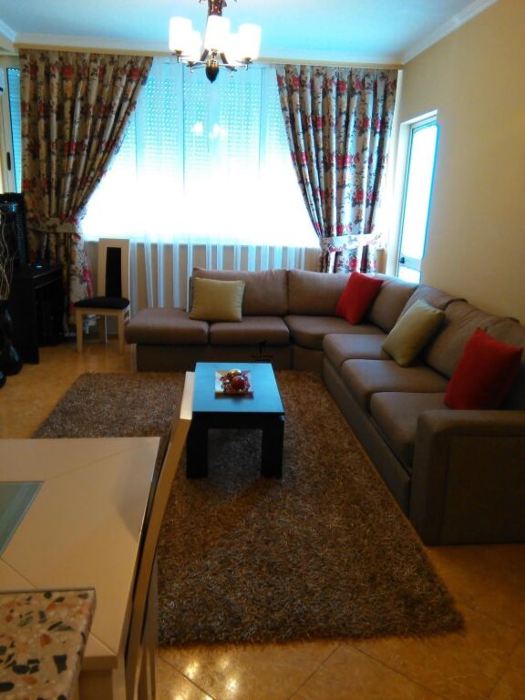 SHITET APARTAMENT 1+1 KONGRESI MANASTIRIT 11.900.000 LEKE FH-78122
