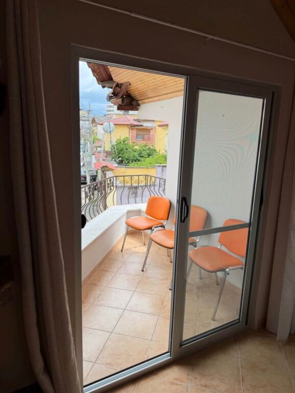 Affittasi appartamento 1+1 a Medrese, 420 MILA LEKE