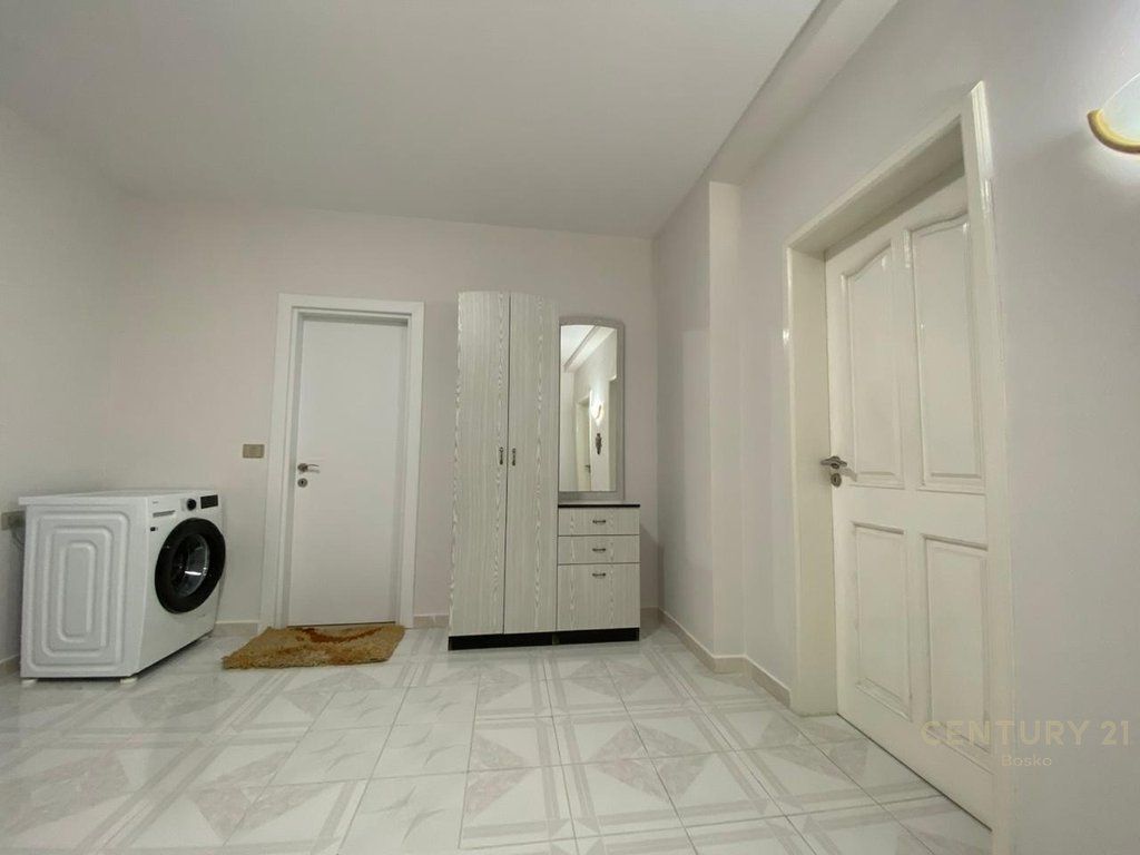 FOR RENT APARTMENT 2+1 NEAR THE TIRANA PROSECUTOR'S OFFICE 700 € /Month