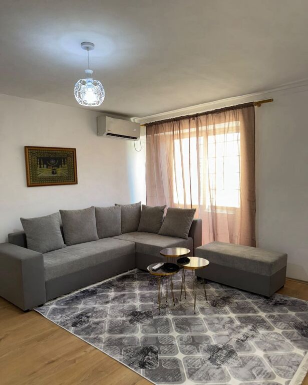 JEPET ME QERA APARTAMENT 1+1 RRUGA BARDHYL