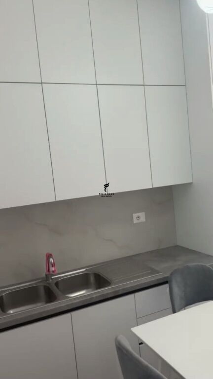 APARTAMENT ME QERA 1+1 ALI DEM 450 EURO FH-78205