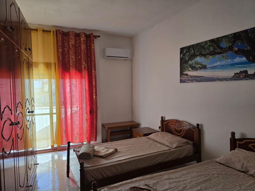 2+1,kat 3 vile,siri kodra, 650 euro