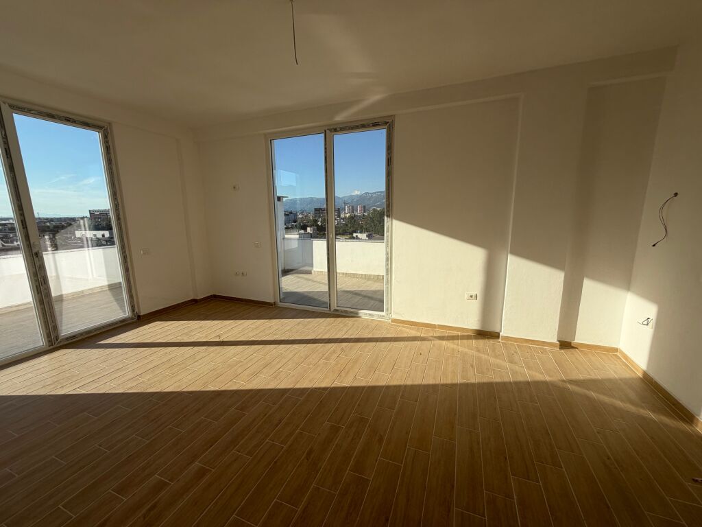 2+1,i perfunduar,afer urban gate astir,152.000 leke