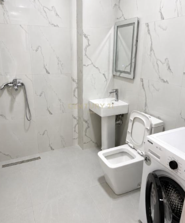 Botanical Garden, 1+1 Apartment for rent