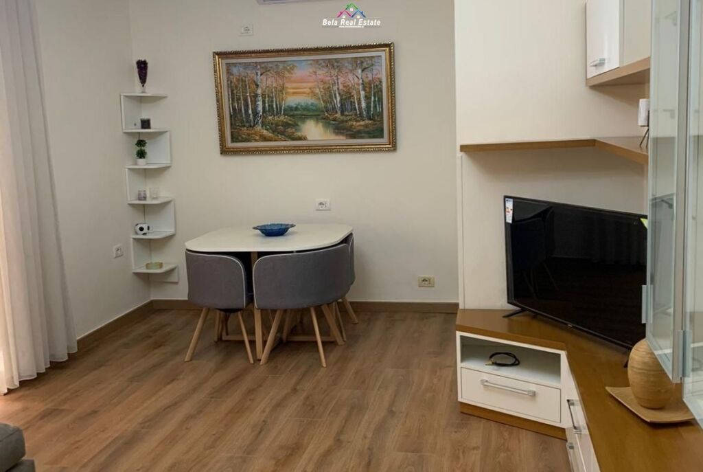 Appartamento 2+1 In Affitto Vicino al Nuovo Mercato (ID B220696) Tirana.