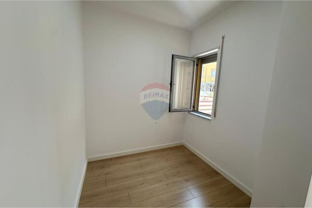 Apartament 2+1 per shitje Ilira Plazh Durres