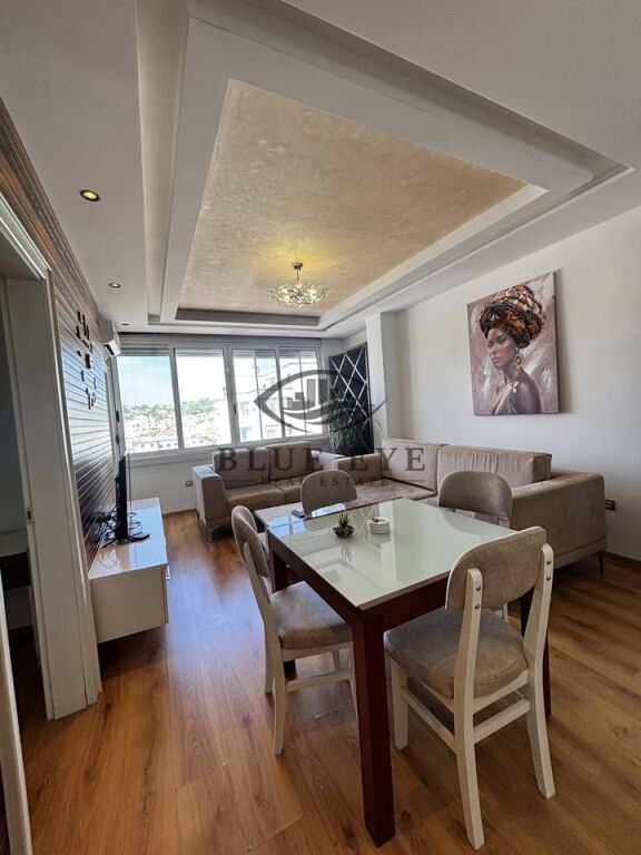 Shitet Apartament 2+1 në Muzeu I Deshmoreve, Durrës