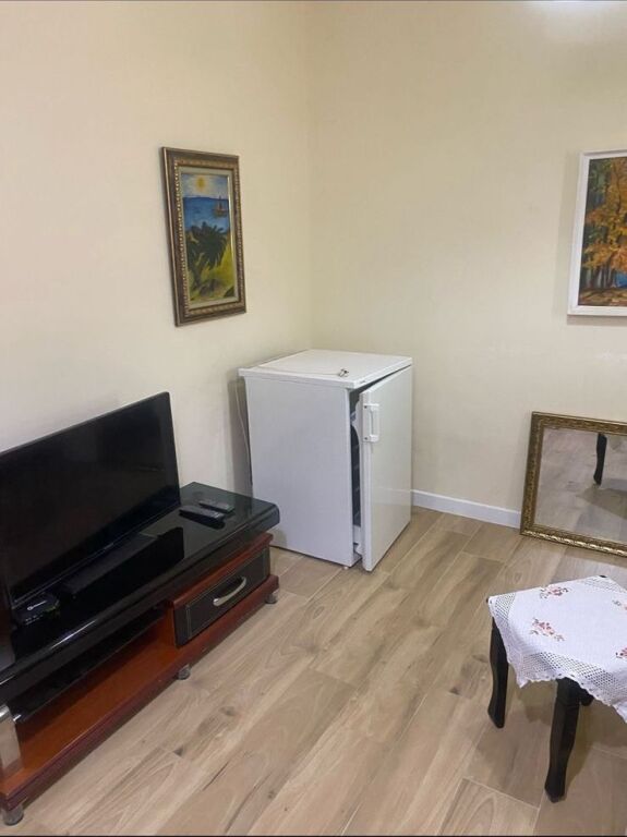 Apartament 1+1 për qira Myslym Shyri !
