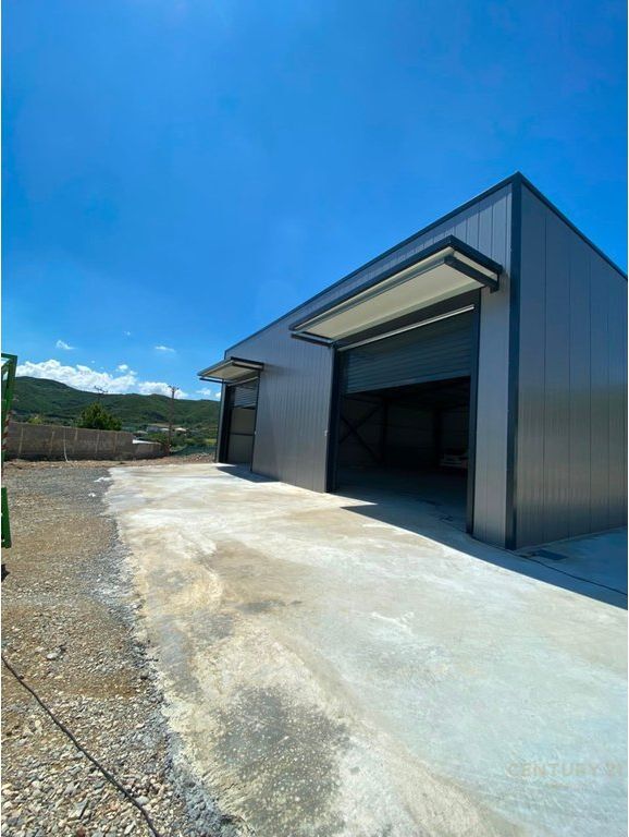 Multifunctional Warehouse for Rent Near Fundjave Ndryshe, Tufine