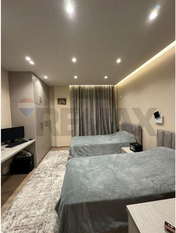 Shitet Apartament 2+1+2 në FRESK