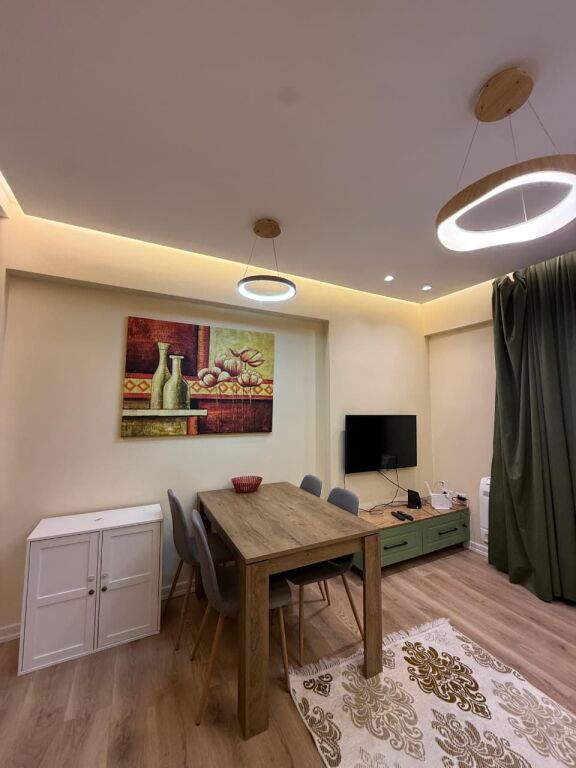 In Affitto: Appartamento 1+1 (65 m²) 📍 Kodra e Diellit / Big Market (non in via Malore) Rifinito in ogni dettaglio || Tutto nuovo 🌸 50.000 Lek/Mese 🔥🔥