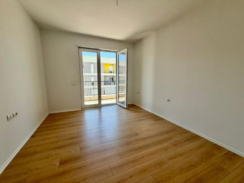 Apartament 2+1+2 per shitje Univers City