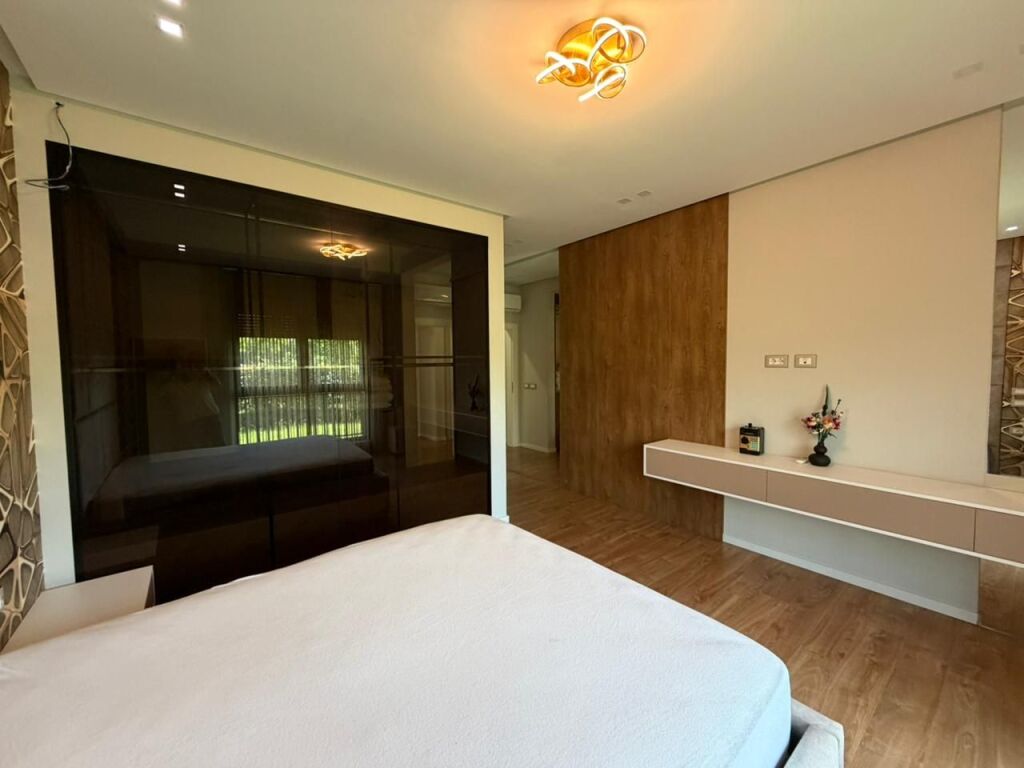 Apartament 2+1+Oborr+Parking per qira tek Montesori School tek Liqeni i Thate.