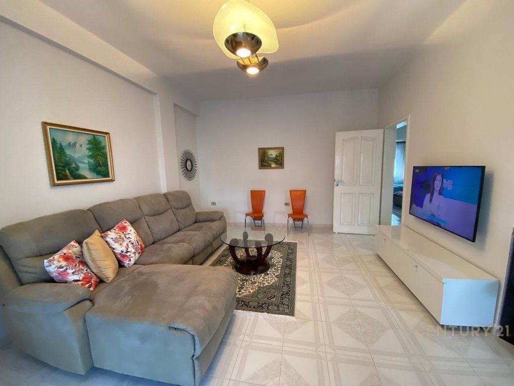 FOR RENT 2+1 APARTMENT NEAR THE TIRANA PROSECUTOR'S OFFICE