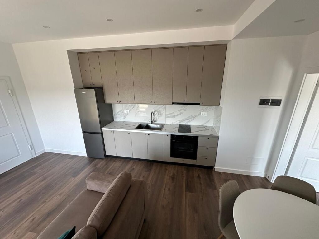 Affitto | Apartament 1 + 1 | Bar Oslo | 400 €/mese