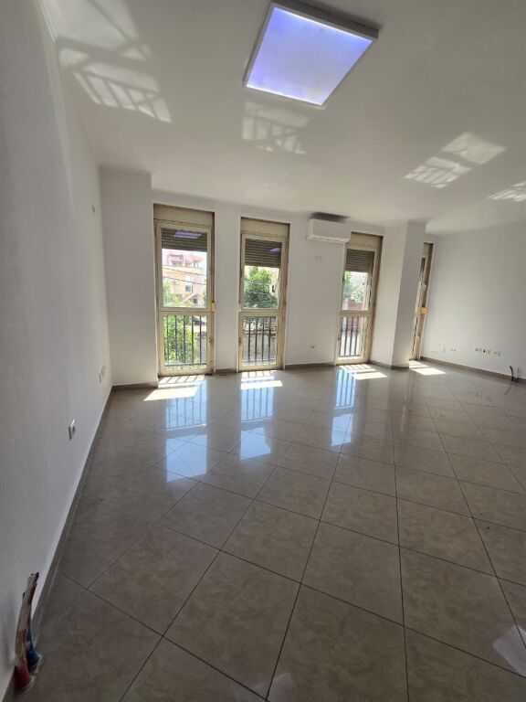 Office for rent on Kavaja Street